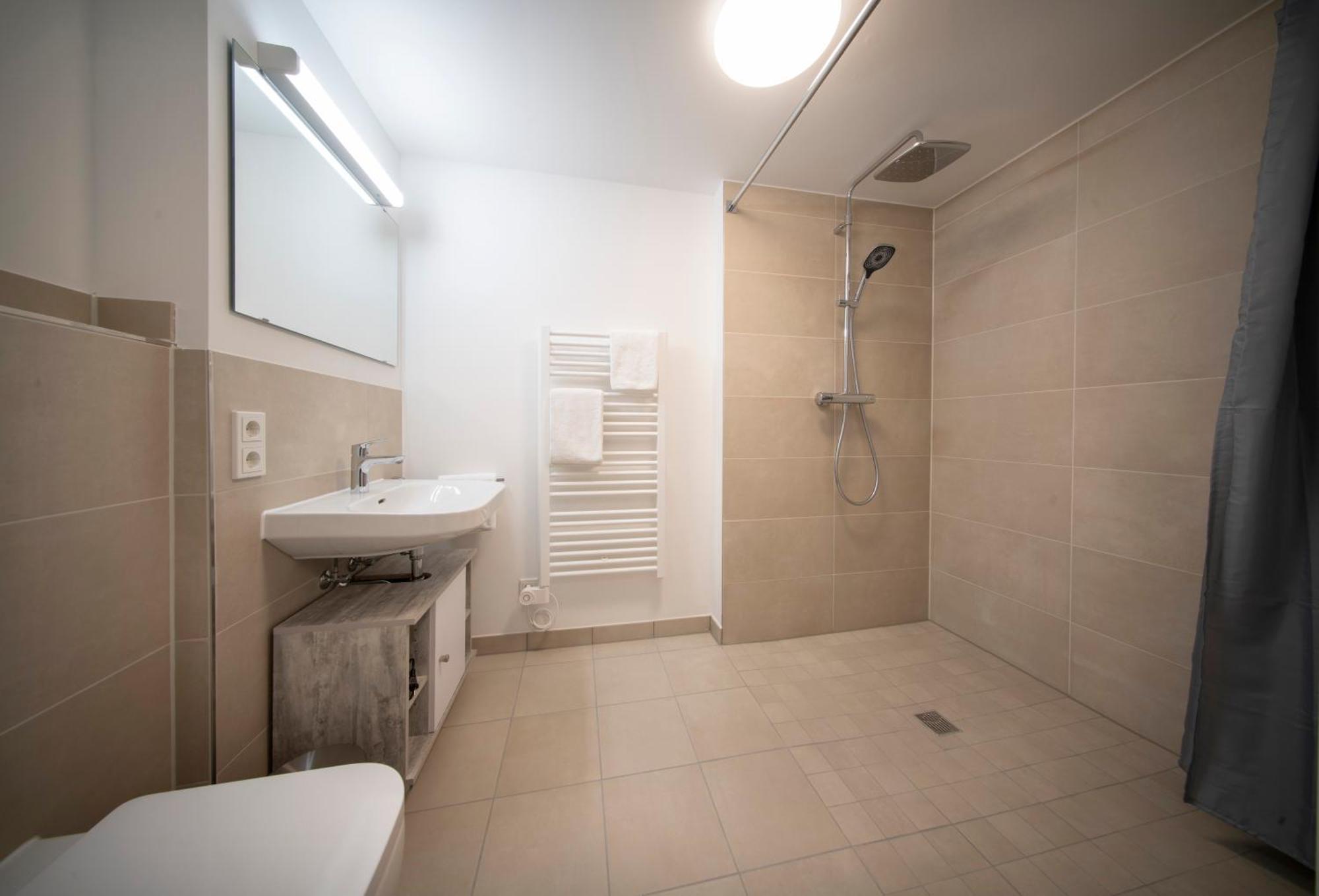 Das Windsheim Appartements By Vital Hotel 1 Und 2 Zimmer Appartements Bad Windsheim Esterno foto